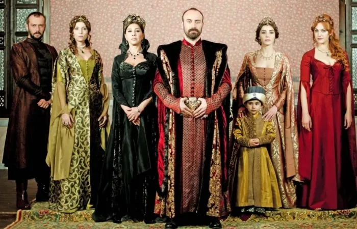 Что смотреть после «Великолепного века»: топ-5 турецких сериалов. Что идет после великолепного века 2