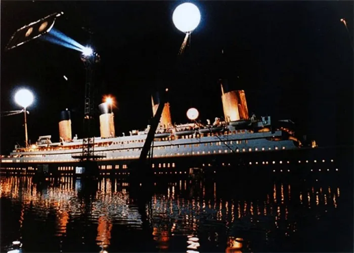 Как снимали культовый “Титаник”? 15 малоизвестных фактов альтернативная концовка. Как джеймс кэмерон снимал титаник 2