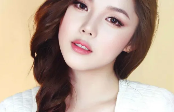 Корейский макияж пошагово для лица, глаз, губ. Фото на русских девушках, как сделать