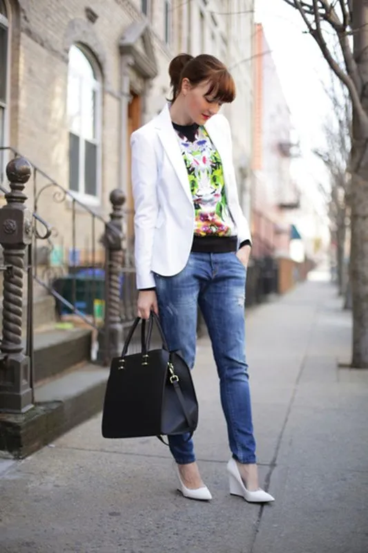 Женские луки с джинсами и пиджаком. Как носить джинсы с пиджаком женщинам 7