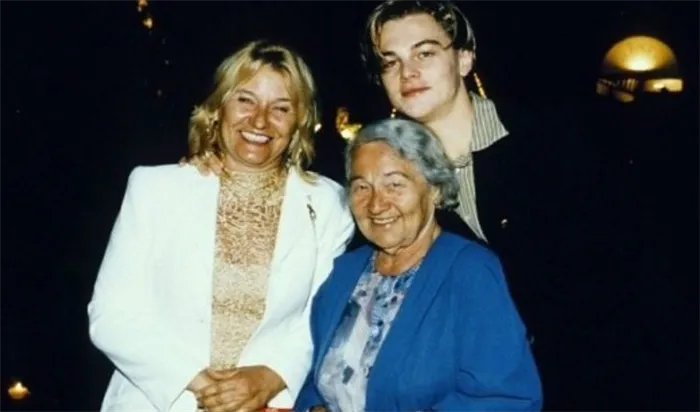 Бабушка Леонардо Ди Каприо (в центре) родилась в Российской империи
