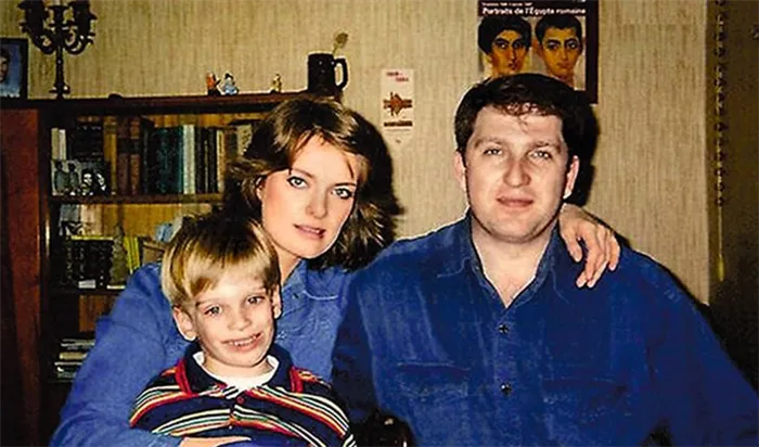 Ольга Копосова с супругом и сыном