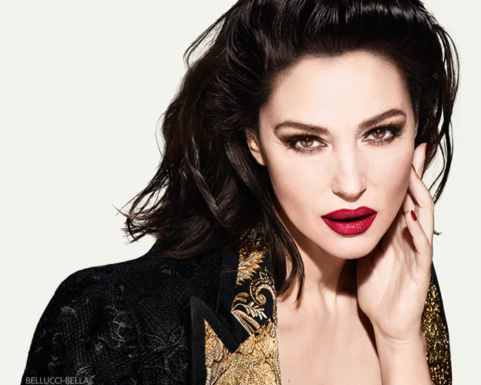 Кадры из новой рекламной кампании, посвящённый коллекции косметики, были размещены на официальном сайте Dolce & Gabbana. \ Фото: pinterest.com.