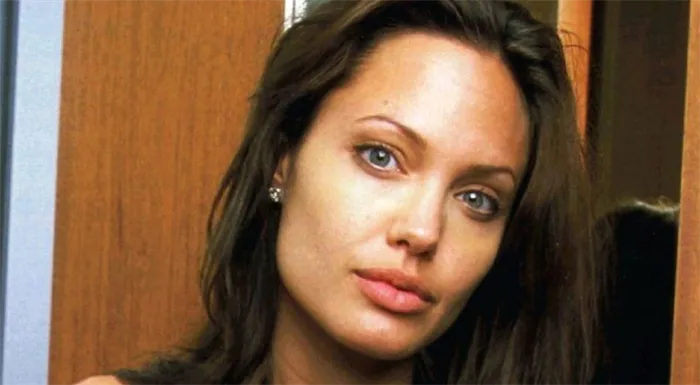 Как выглядит Анджелина Джоли без макияжа и косметики. Как выглядит анджелина джоли без макияжа 4