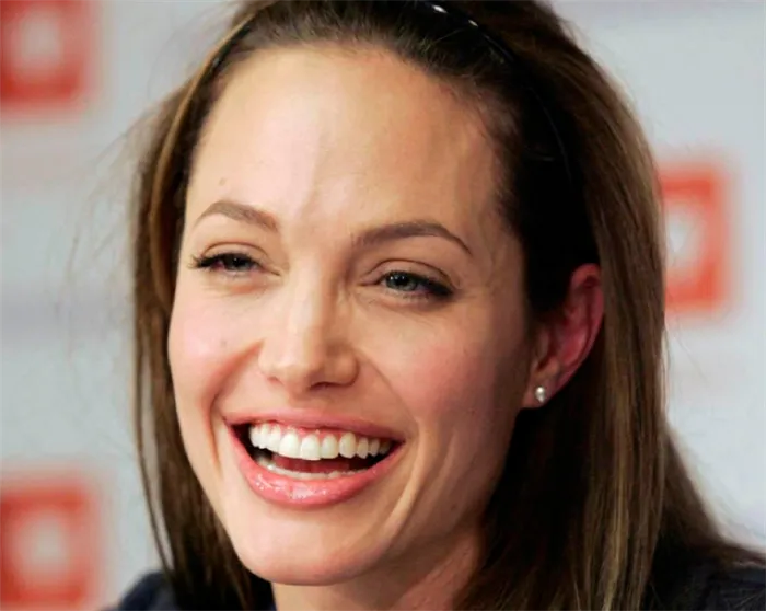 Как выглядит Анджелина Джоли без макияжа и косметики. Как выглядит анджелина джоли без макияжа 12