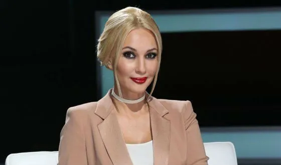 Лера Кудрявцева ведет шоу «Секрет на миллион»