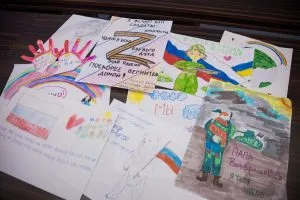 Более 3,5 тысяч писем и рисунков передали нижегородцы для российских военнослужащих на Донбассе