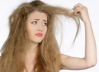 Почему волосы выглядят неухоженными: 6 ошибок, которые совершают многие женщины. Волосы выглядят неухоженными что делать 7