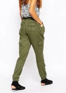 Женские брюки-карго. Как называются штаны с карманами по бокам 10