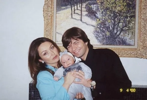 Стеша Маликова с родителями