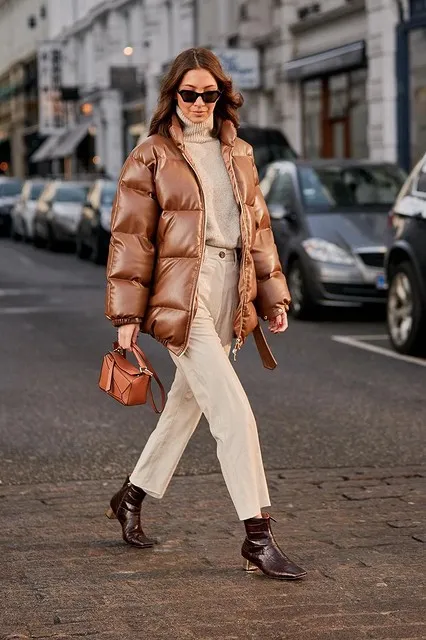 С чем женщинам носить куртку весной 2020: актуальные модели и стильные образы. Как можно носить куртку 6