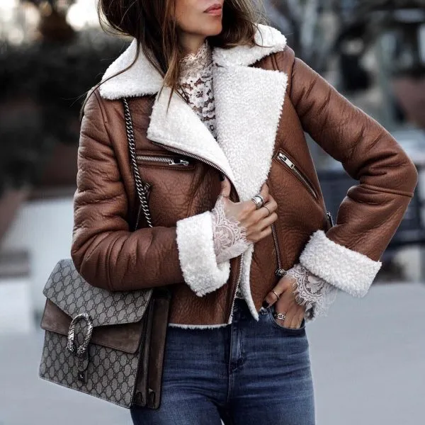 Стильные женские кожаные куртки 2022-2023: модные тренды и фасоны