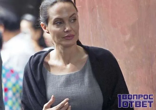 Анорексичка Джоли