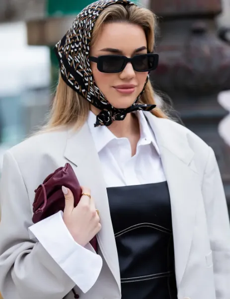 Шелковый платок: как носить самый модный аксессуар сезона. Какие платки сейчас в моде 2022 весна 19