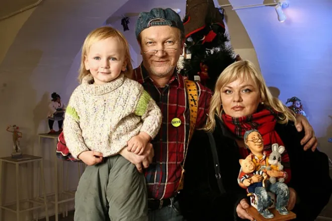 Виктор Бычков с женой и сыном