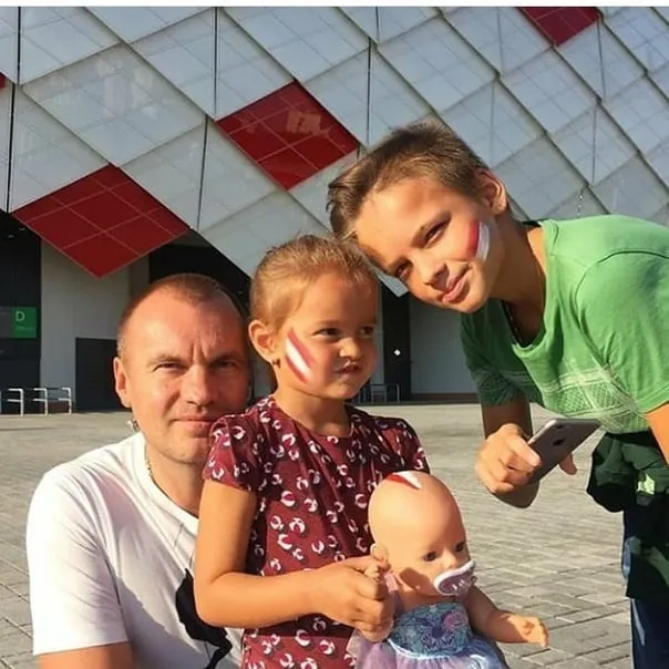Егор Шип и его родители (отец)