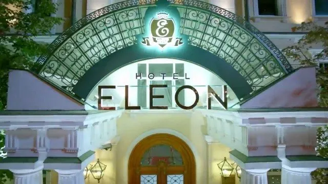 Фасад отеля Элеон
