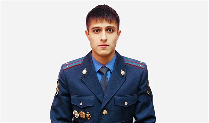 Хабиб Шарипов в полицейской форме