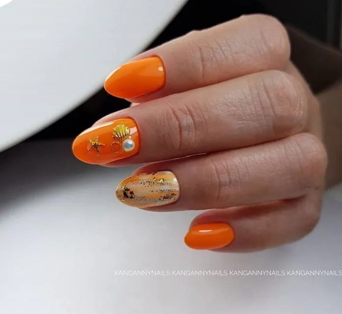 Идеи оранжевого маникюра. С какими цветами сочетается оранжевый ногти 34