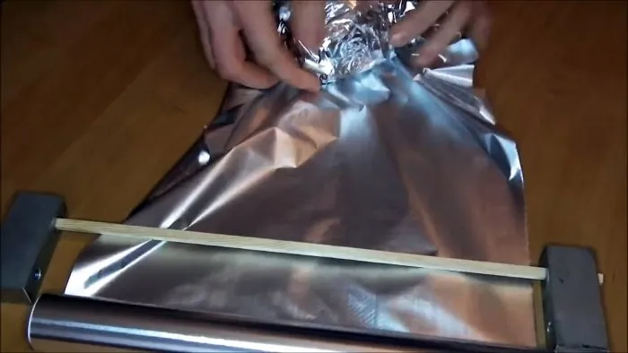 Как из алюминиевой фольги изготовить идеальный шар
