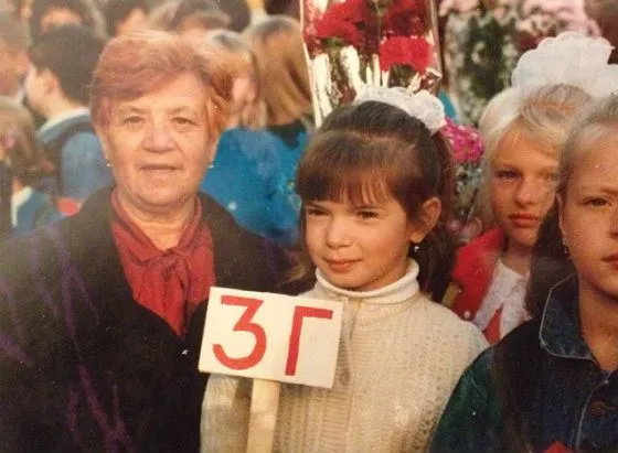 Катя Жужа в детстве