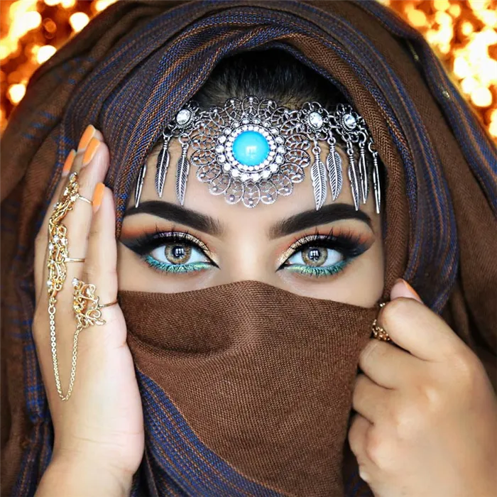 Красивые глаза мусульманки
