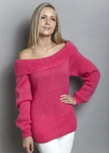 Модный тренд весны - свитер на одно плечо. Как носить кофту на плечах 18