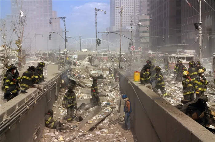 11 сентября Манхэттен погрузился в облако пыли, боли и скорби
