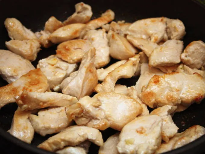 Что приготовить из куриного филе: 20 быстрых и вкусных рецептов. Что приготовить из куриных грудок на ужин 6