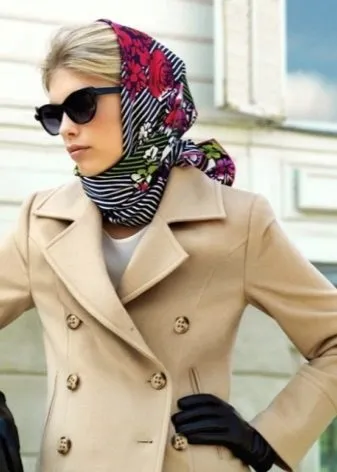 Как завязать шарф на голове: красивые и модные варианты. Как шарф завязать на голове 36