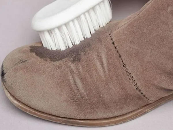 Как отстирать замшевые кроссовки в домашних условия. Как чистить замшевые кроссовки 14