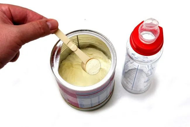 Правила хранения разведенной молочной смеси в бутылочке