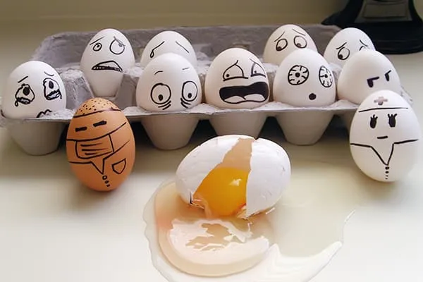 Разбитые яйца.