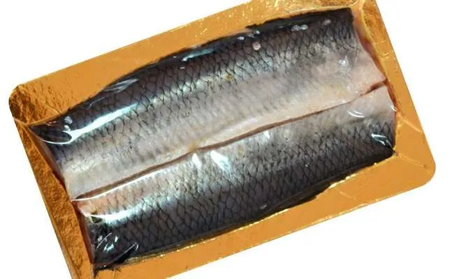 Рыба в вакуумной упаковке
