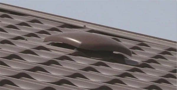 Вентиляционные отверстия на крыше