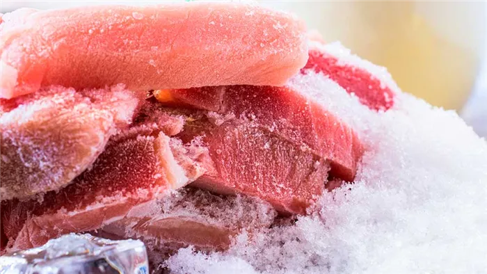 7 советов, как быстро разморозить мясо из морозилки