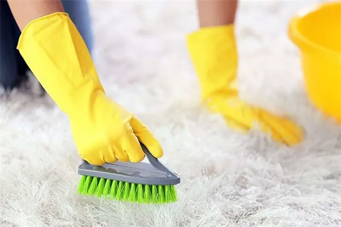 Как чистить бледные ковры