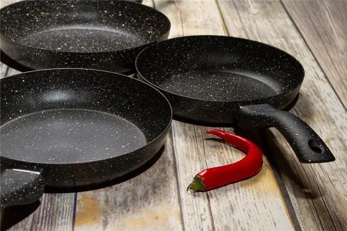Как очистить сковороду от нагара: 25 лучших способов. Как отмыть сковороду от нагара с внешней стороны в домашних условиях 10