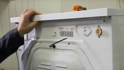 Разборка стиральной машины Indesit