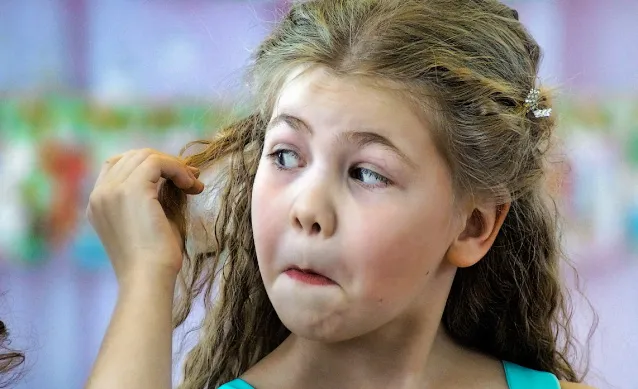 Жвачка в детских волосах