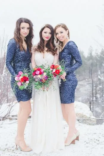 Элегантные зимние свадебные платья для девочек