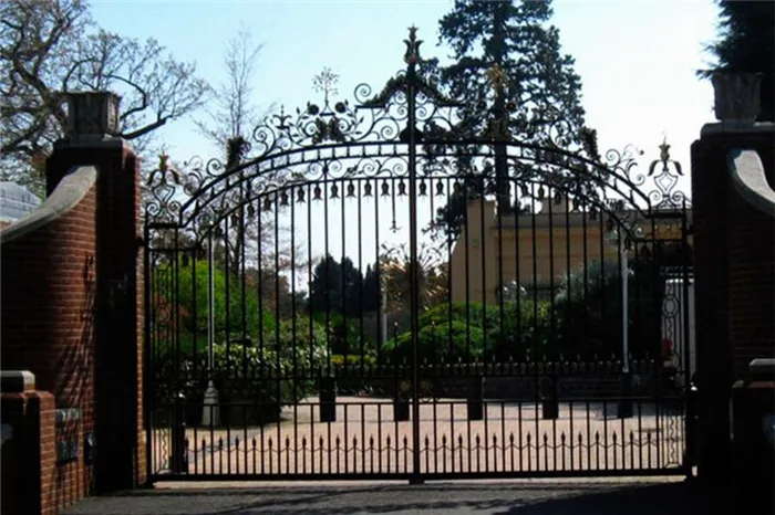 Ворота в парк Титунхерст.