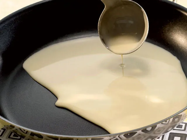 Блины на кислом молоке - 15 домашних вкусных рецептов приготовления. Как приготовить блины на кислом молоке 31