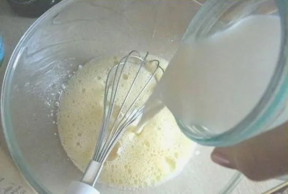 Блины на кислом молоке - 15 домашних вкусных рецептов приготовления. Как приготовить блины на кислом молоке 49