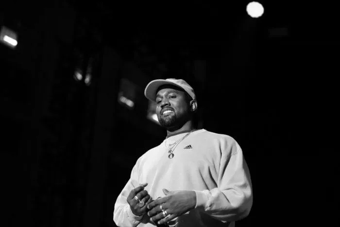 Богатые и знаменитые – Ким Кардашьян и Канье Уэст. Муж кардашьян рэпер как зовут 2