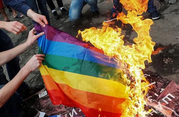 Что мы знаем об ЛГБТ в России? Почему их не любят и каков закон. Почему в россии не любят лгбт 3
