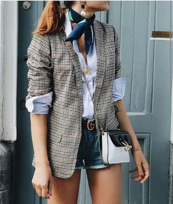 Модный тренд осени: сочетание, которое подойдет всем. Как носить пиджак с ремнем 11