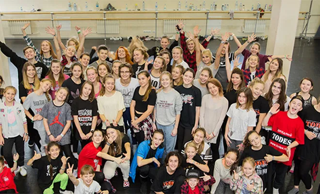Школа танцев Аллы Дуковой.