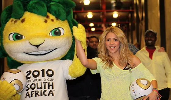 Шакира записала официальную песню чемпионата мира по футболу