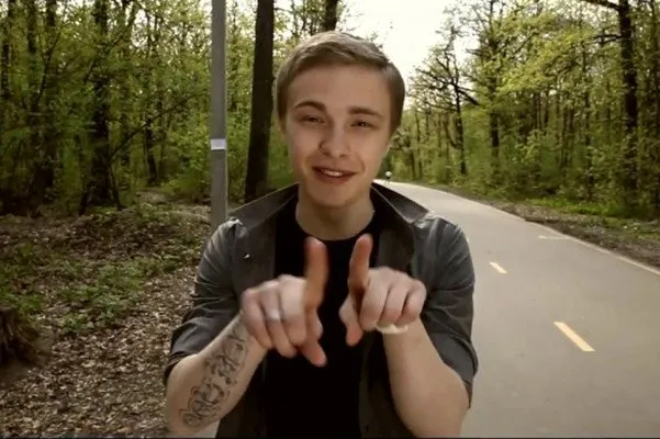 Первый музыкальный клип Егора, Love Love Love, за несколько недель набрал четыре миллиона просмотров!